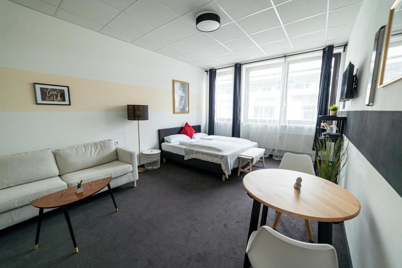 Full House Hostel Nurnberg - Shared Bath & Kitchen Zewnętrze zdjęcie