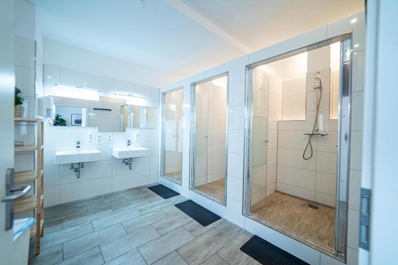 Full House Hostel Nurnberg - Shared Bath & Kitchen Zewnętrze zdjęcie