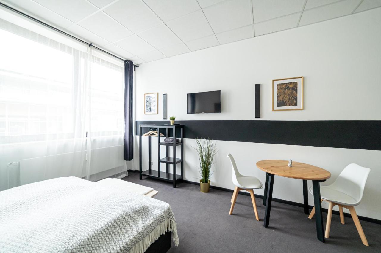 Full House Hostel Nurnberg - Shared Bath & Kitchen Zewnętrze zdjęcie