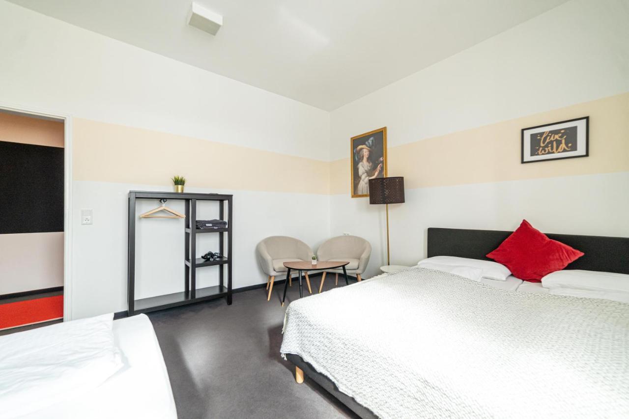 Full House Hostel Nurnberg - Shared Bath & Kitchen Zewnętrze zdjęcie