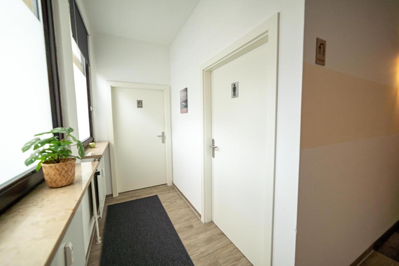 Full House Hostel Nurnberg - Shared Bath & Kitchen Zewnętrze zdjęcie